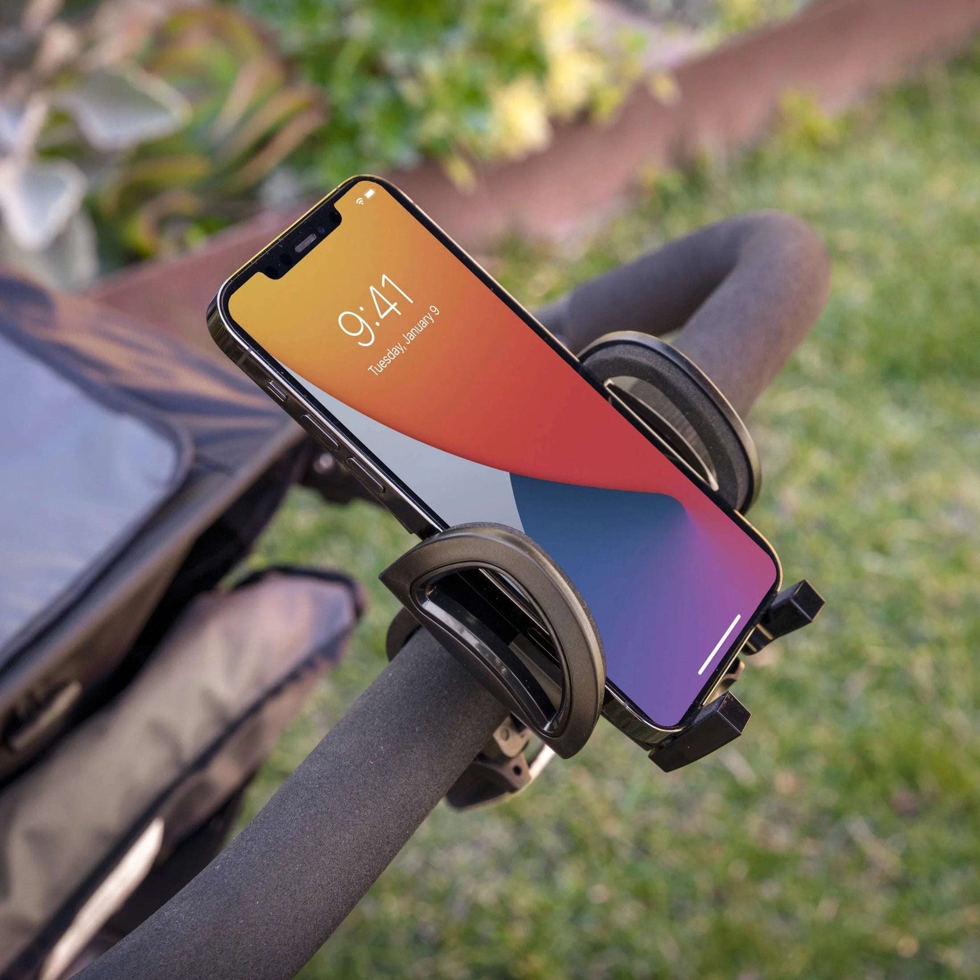 Scosche Handleit Handlebar Bike Mount | Universal Phone Holder for Mobile Devices up to 4" Wide